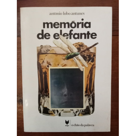 António Lobo Antunes - Memória de elefante