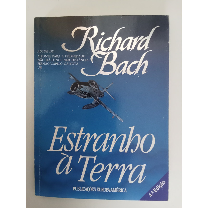 Estranho à terra - Richard Bach
