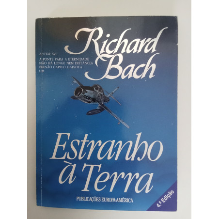 Estranho à terra - Richard Bach