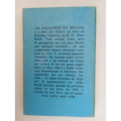 Os caçadores do espaço - E. E. "Doc" Smith