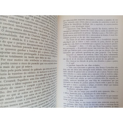 Na presença do inimigo - Elizabeth George